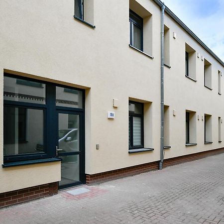 Ferienwohnungen Am Theater - Modern, Zentral Und Ruhig Mit Kueche, Waschtrockner, Netflix, Wlan Und Parkplatz- 2 Zimmer, 52 Qm Cottbus Exteriér fotografie