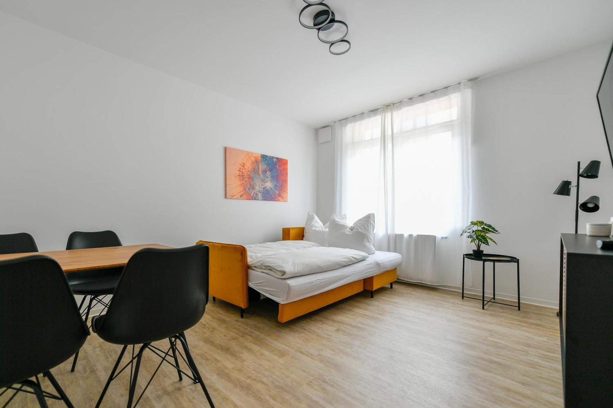 Ferienwohnungen Am Theater - Modern, Zentral Und Ruhig Mit Kueche, Waschtrockner, Netflix, Wlan Und Parkplatz- 2 Zimmer, 52 Qm Cottbus Pokoj fotografie